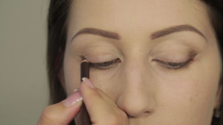 Смотреть онлайн Cool Look Макияж Серия 13