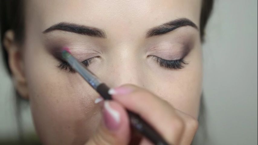 Смотреть онлайн Cool Look Макияж Серия 4