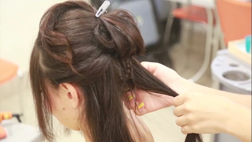 Смотреть онлайн Cool Look Прически Серия 43
